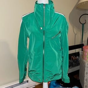 ☘️Diesel Ind Green Jacket Brand New Nylon Waterproof hidden hood Size small ☘️